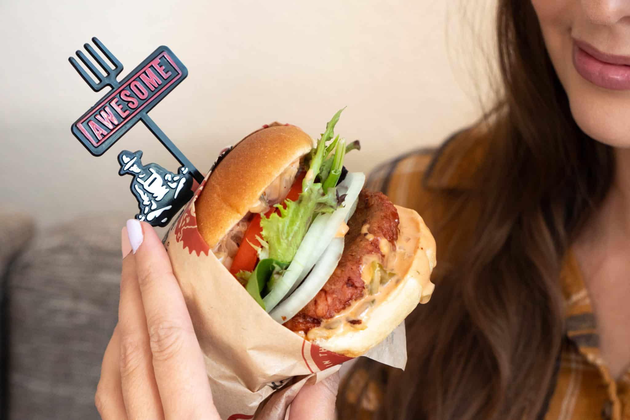 Trying the New Plant-Based Sweet Earth Awesome Burger! #AwesomeForAll